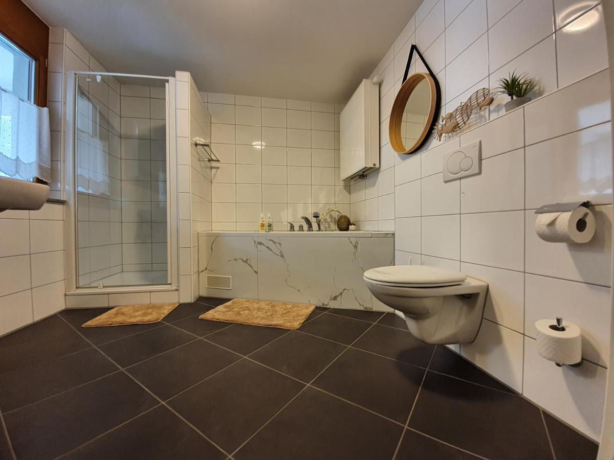 Luxurioeses Galerie-Penthouse Direkt Am Walensee Unterterzen Exterior photo